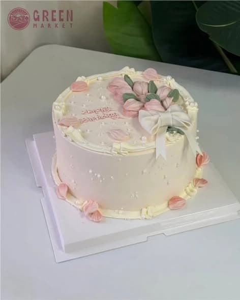 Bánh Kem Cánh Hoa Thanh Lịch NC012