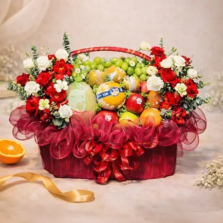 Giỏ Trái Cây Kèm Hoa Tươi Size Dài TK217 - ảnh 1