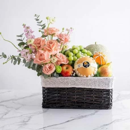 Giỏ Trái Cây Kèm Hoa Tươi YN70 - ảnh 1