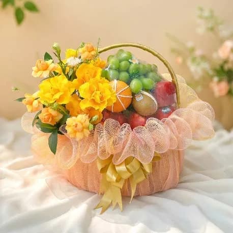 Giỏ Trái Cây Kèm Hoa Tươi YN78 - ảnh 1